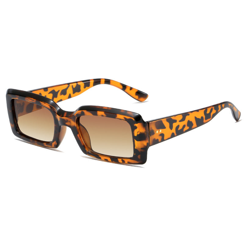 Ladies stylish square sunglasses with mirrored lenses Bowlift