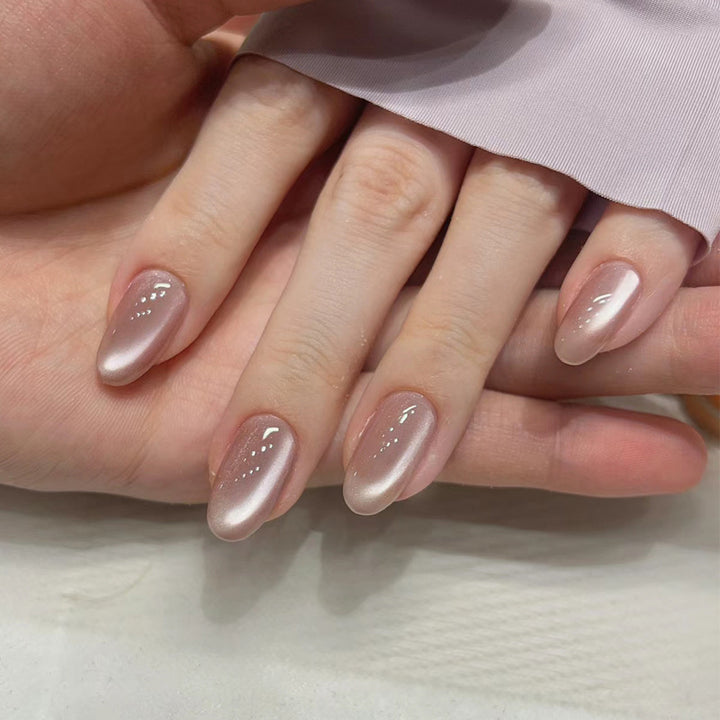 Ombre Press-On Nails with Glossy Finish Bowlift
