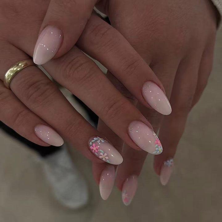 Artificial nail set with delicate floral pattern and glossy finish Bowlift