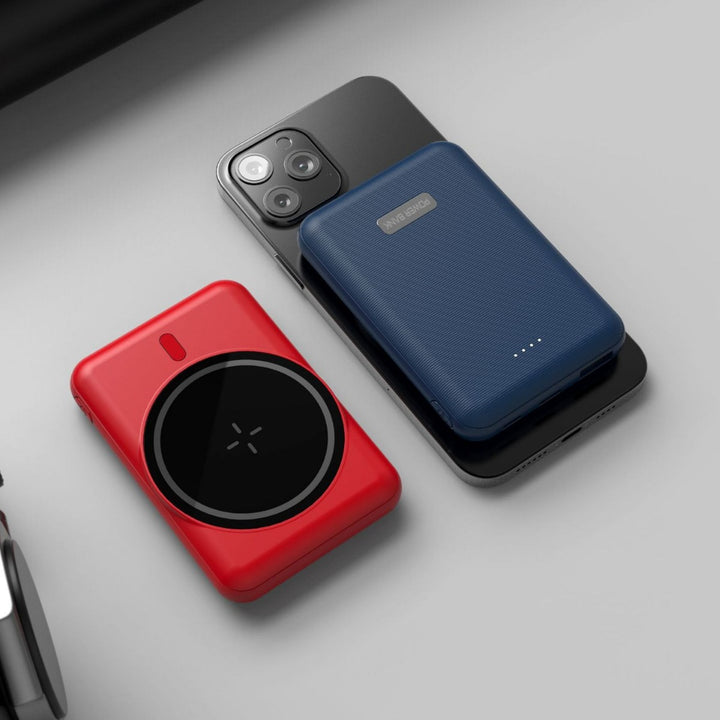 Wireless Powerbank with fast charging and integrated power management technology Bowlift