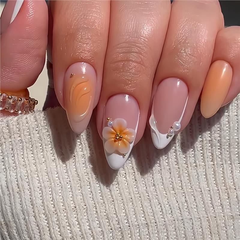 Decorative Floral Acrylic Nail Set Bowlift