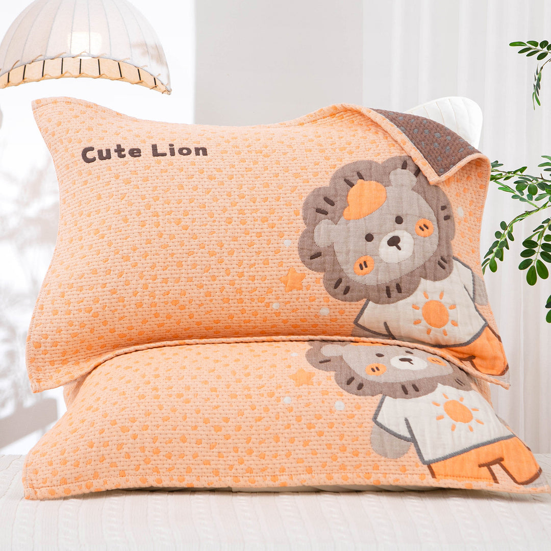 Ladies cushion cover with cheerful penguin design Bowlift