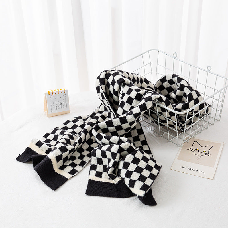 Women Stylish Check Scarf Bowlift