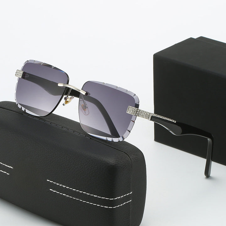 Women's Fashion Glasses with Luxurious Accents Bowlift