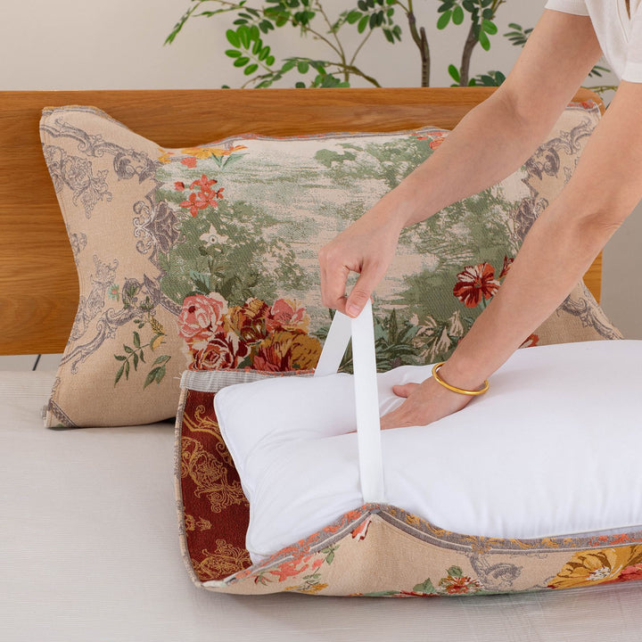 Women's cushion with removable and washable cover Bowlift