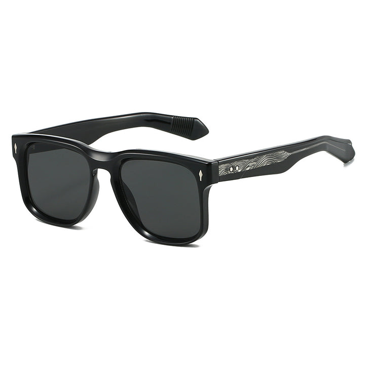 Women's sunglasses in a robust, angular design with UV protection Bowlift