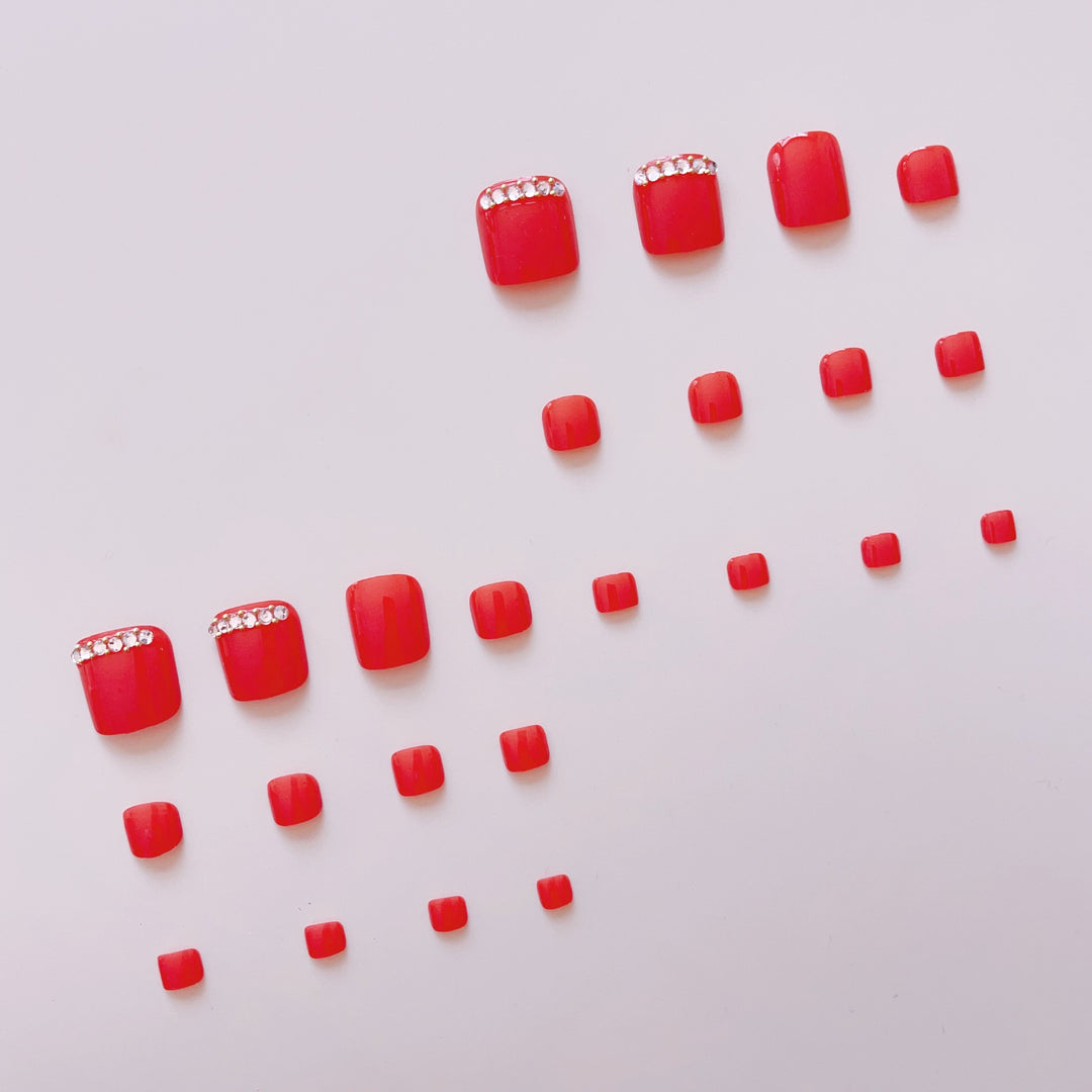 Nail art set with glittering accents and exquisite design Bowlift