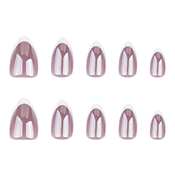 Artificial nail extensions in an elegant design Bowlift