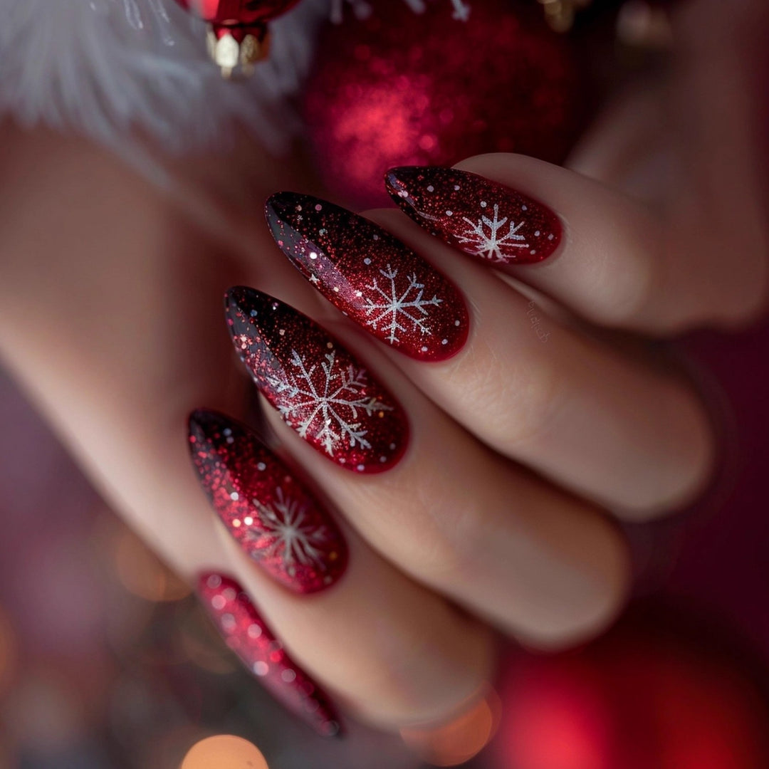 Artificial Nails in Modern Tribal Design Bowlift