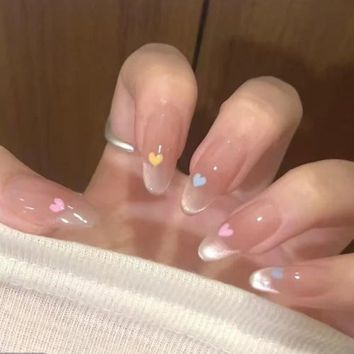 Stylish Heart-Accented Press-On Nail Set Bowlift