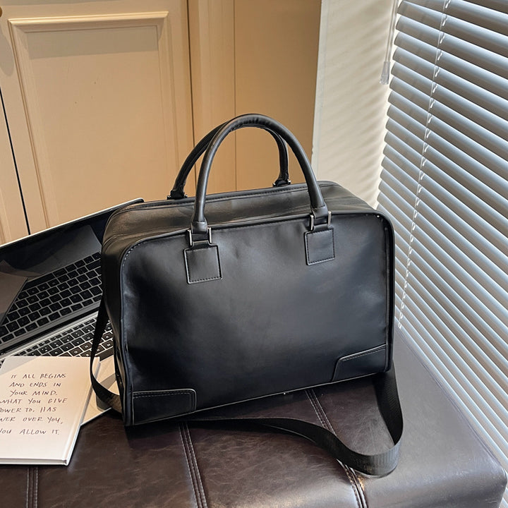 Briefcase Made of High-Quality Leather Bowlift