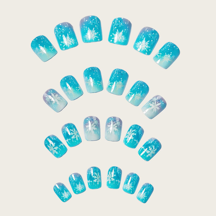 Seasonal Snowflake-Themed Press-On Nail Set Bowlift