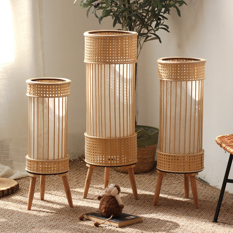 Stylish floor lamp in modern design Bowlift