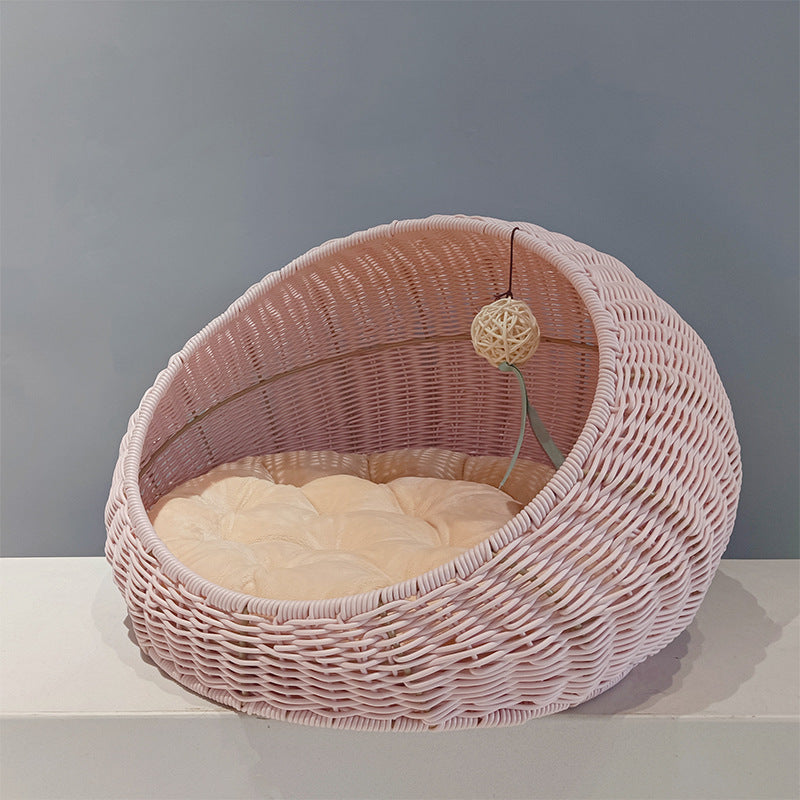 Cozy cat bed made of woven natural material Bowlift