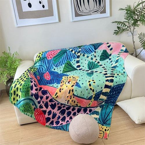 Artistic Jungle-Themed Throw Blanket