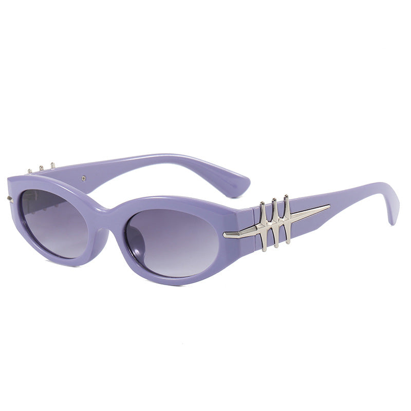 Ladies elegant Cat-Eye sunglasses with fashionable accents Bowlift