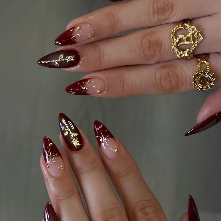 Elegant Stiletto Nail Art Kit Bowlift