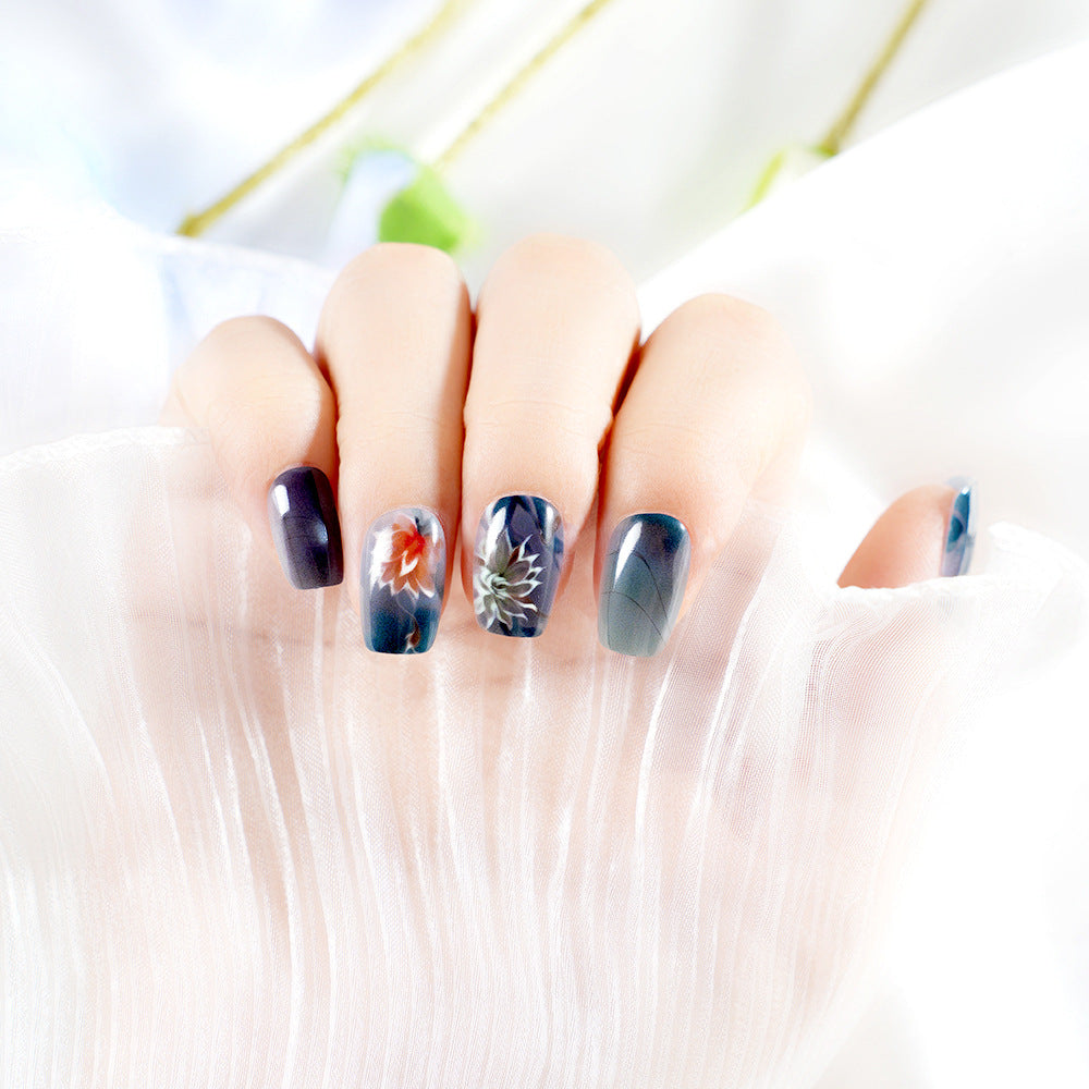 Artistic Floral Design Press-On Nails Bowlift