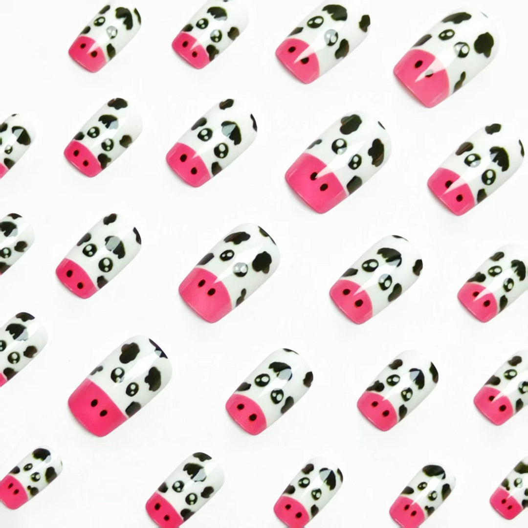 Playful Cow-Themed Nail Art Bowlift