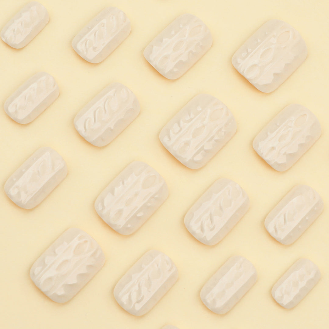 Artful Nail Art with Cable Pattern Bowlift