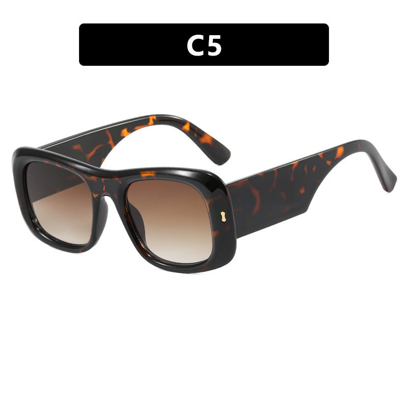 Women's oversized square sunglasses with a wide frame and polarized lenses Bowlift