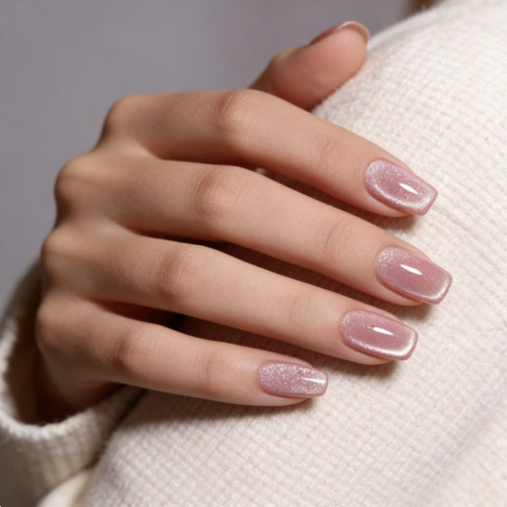 Artificial nails with elegant ombre effect Bowlift