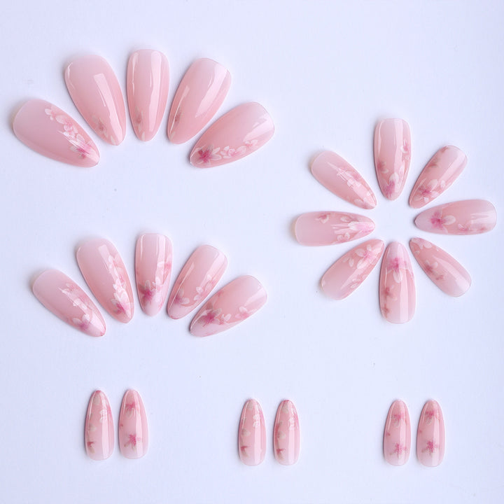 Artificial nails with delicate floral accents Bowlift