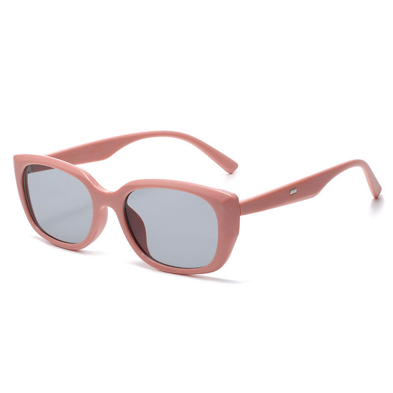 Women's sunglasses in a modern, stylish design Bowlift
