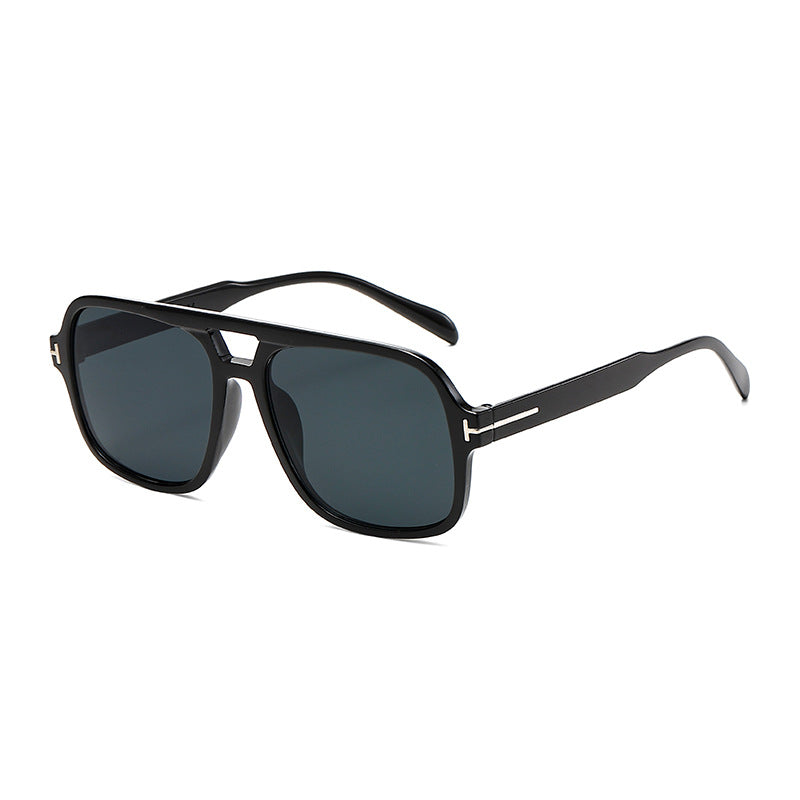 Ladies fashionable square sunglasses with sturdy frame Bowlift