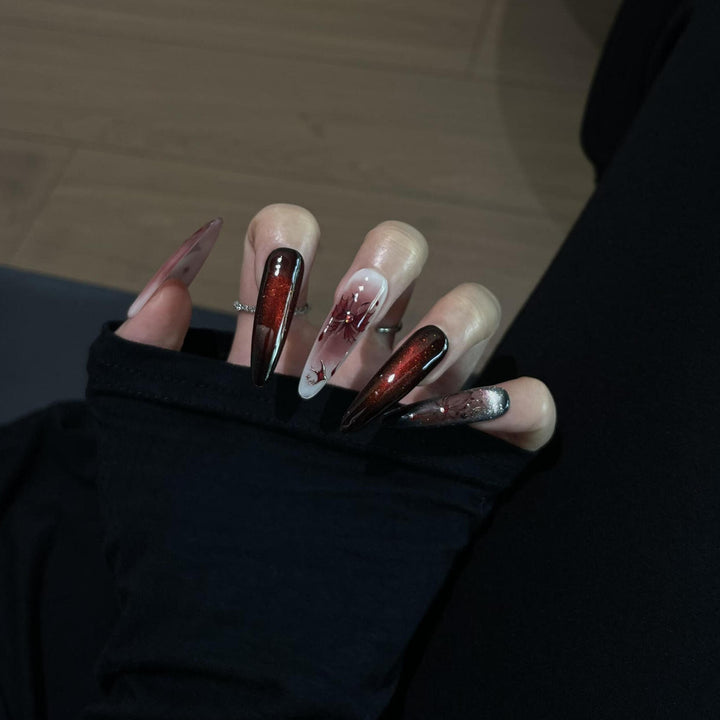 Glamorous Nail Art with Modern Design Bowlift