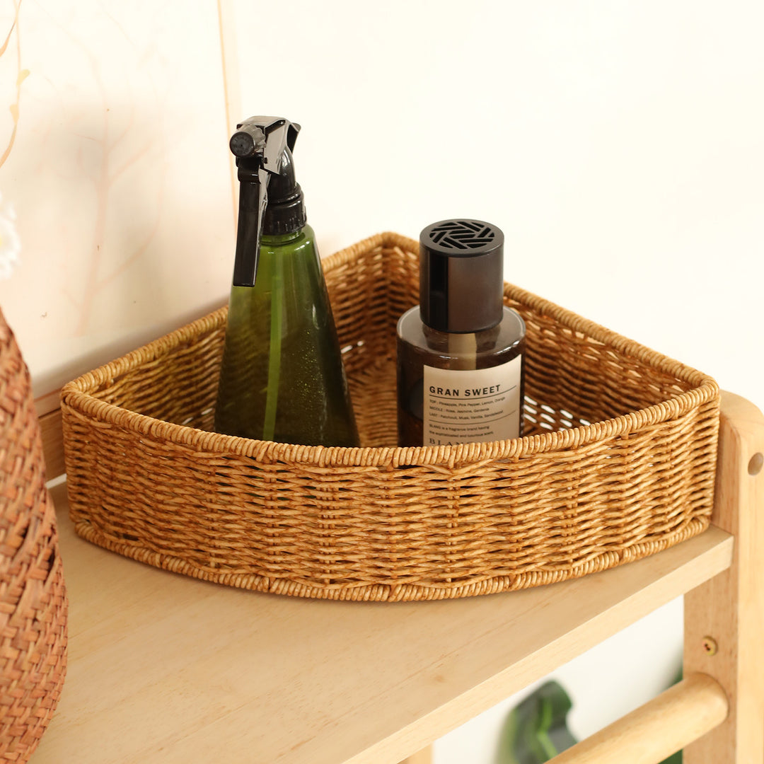 Unisex Triangular Storage Basket made of Woven Material Bowlift