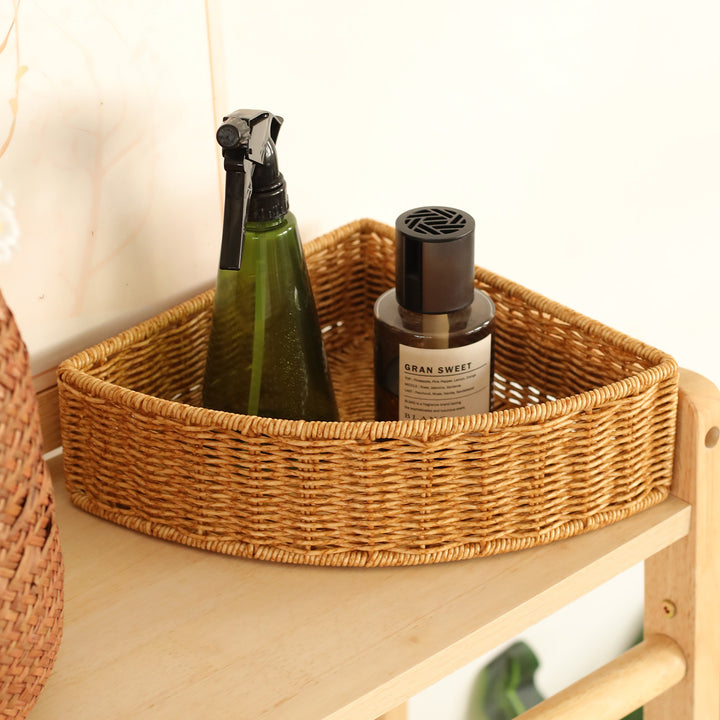 Unisex Triangular Storage Basket made of Woven Material Bowlift