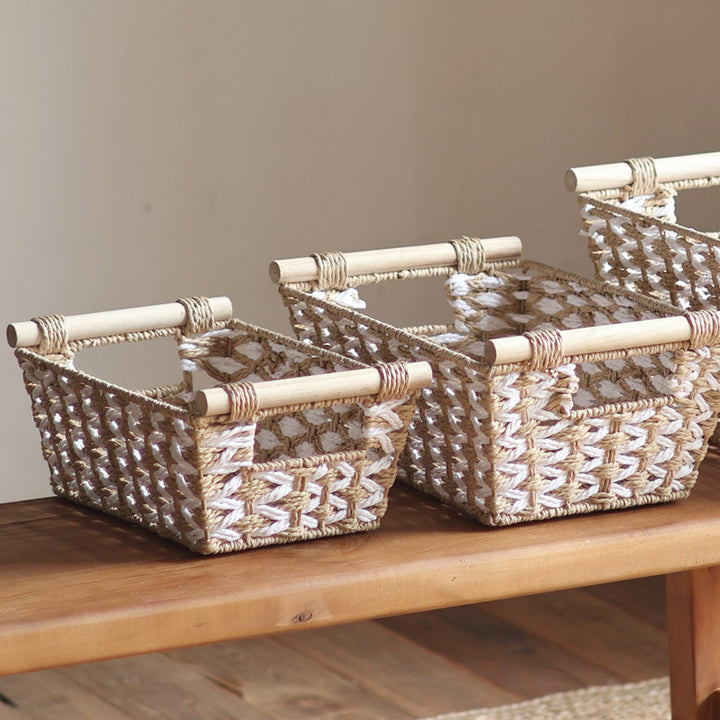 Handcrafted laundry basket made of natural material Bowlift