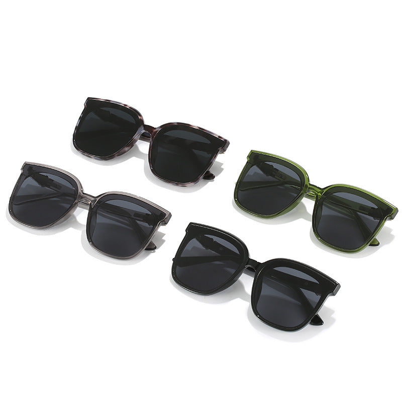 Oversized Square Frame Sunglasses with UV Protection Bowlift