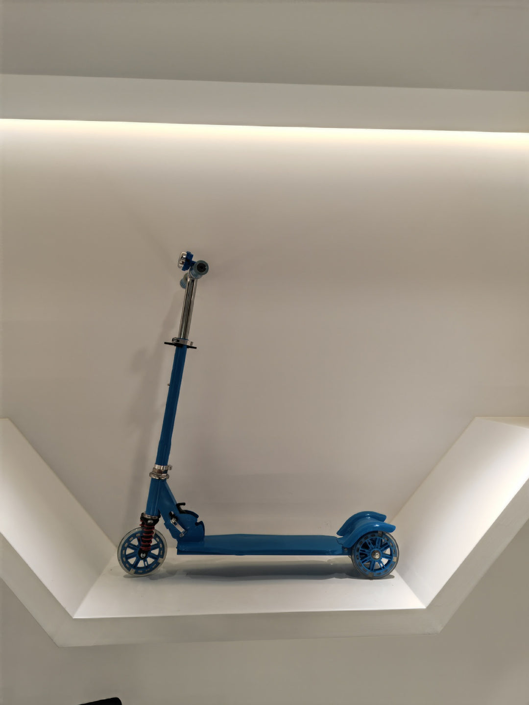 Adjustable Kick Scooter Bowlift