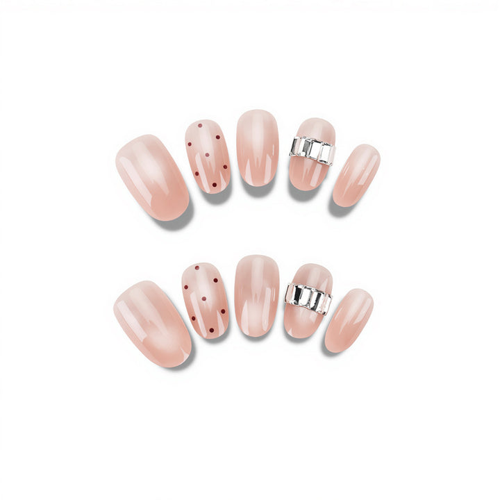 Elegant Decorative Press-On Nail Set with Accents Bowlift