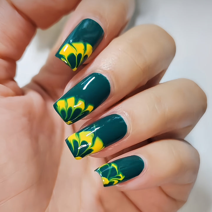 Artistic Watercolor Nail Art Bowlift