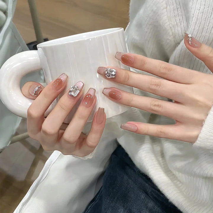 Ombre Press-On Nails with Glossy Finish Bowlift