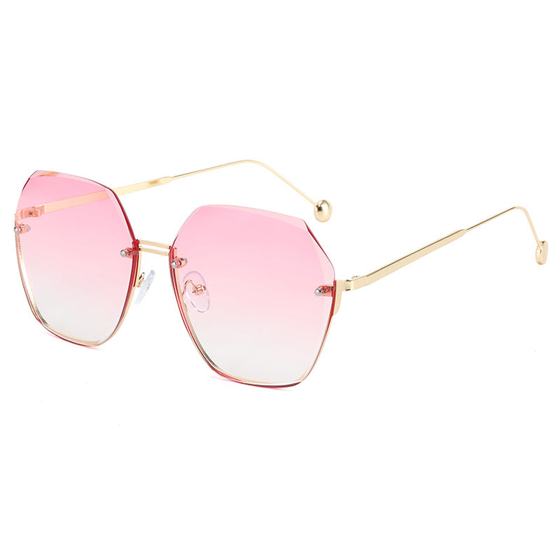 Ladies oversized sunglasses in modern hexagon style Bowlift
