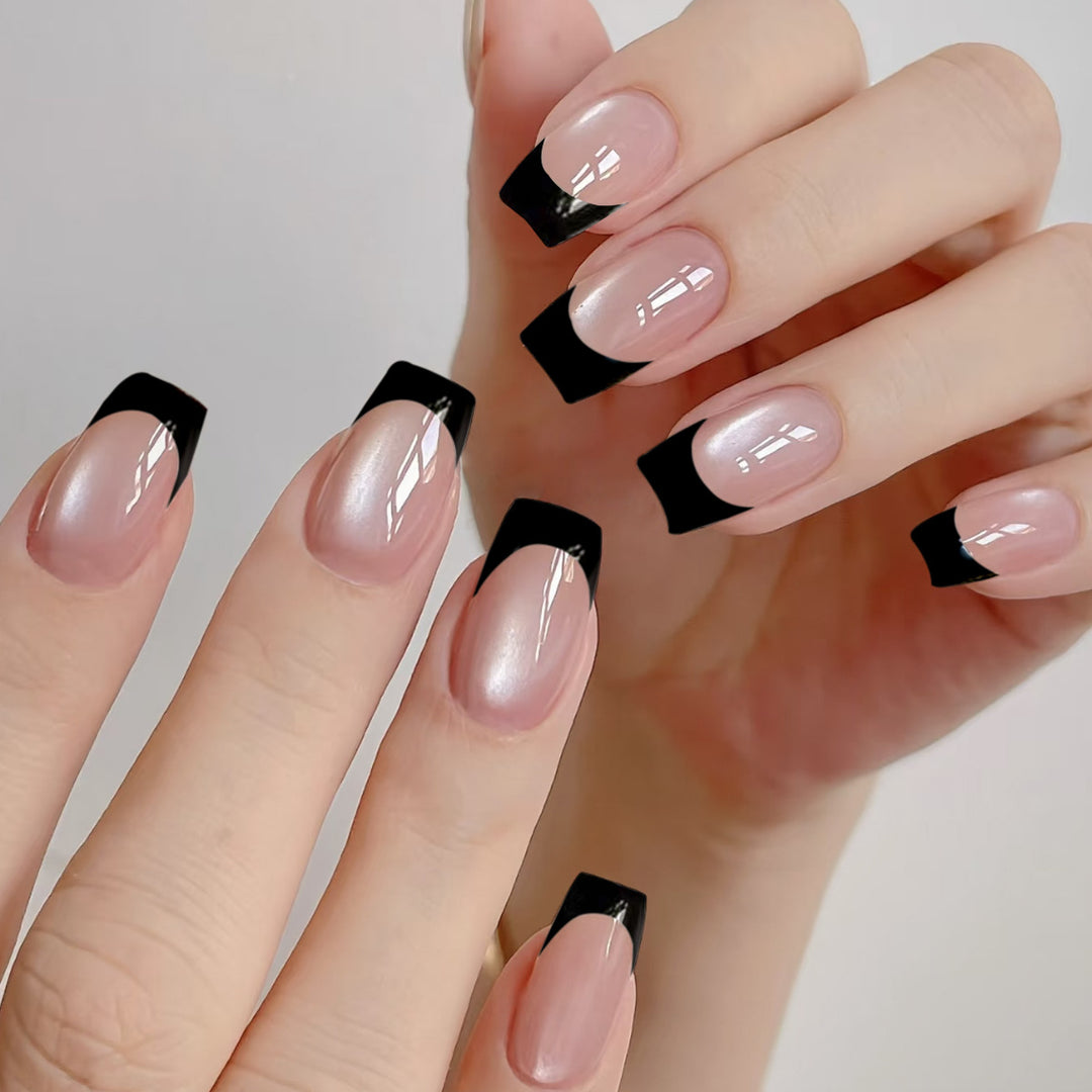 Stylish Elegant French Tip Nail Art Bowlift