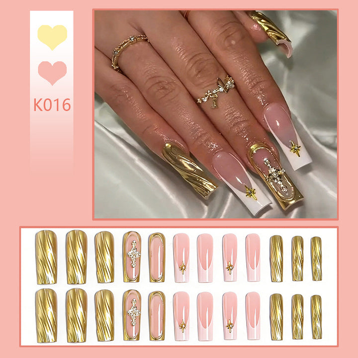 Glamorous Artificial Nail Set Bowlift