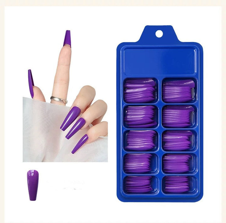 Artificial nails with long French tip design Bowlift