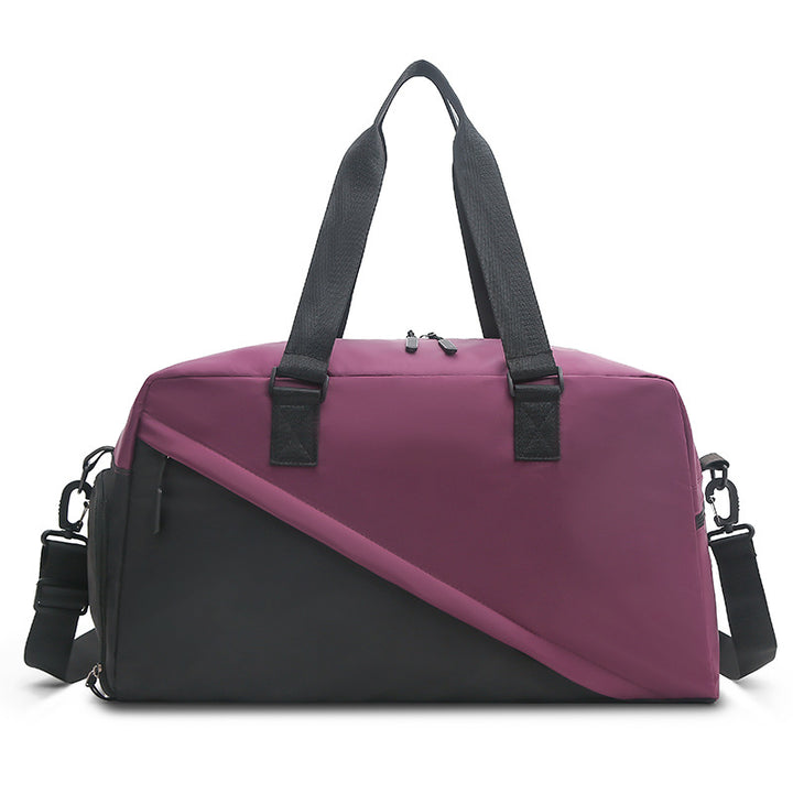 Sporty travel bag with adjustable shoulder strap and practical organizer compartments Bowlift
