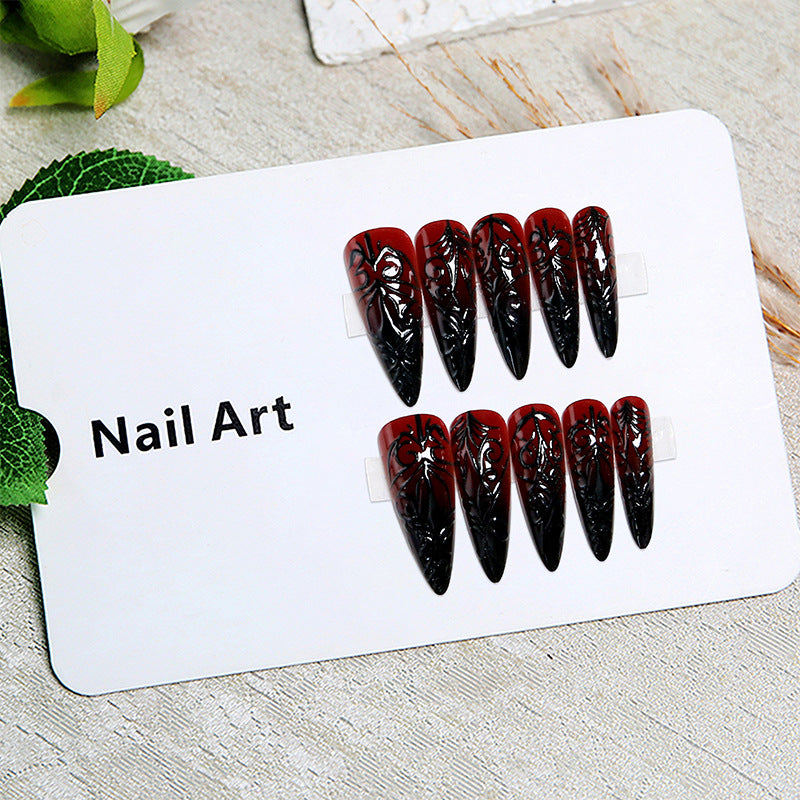 Artificial nails with elegant gothic pattern Bowlift