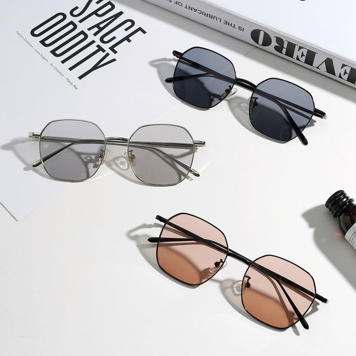 Women geometric sunglasses with modern metal frame Bowlift