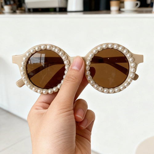 Elegant Pearl-Embellished Round Sunglasses Bowlift