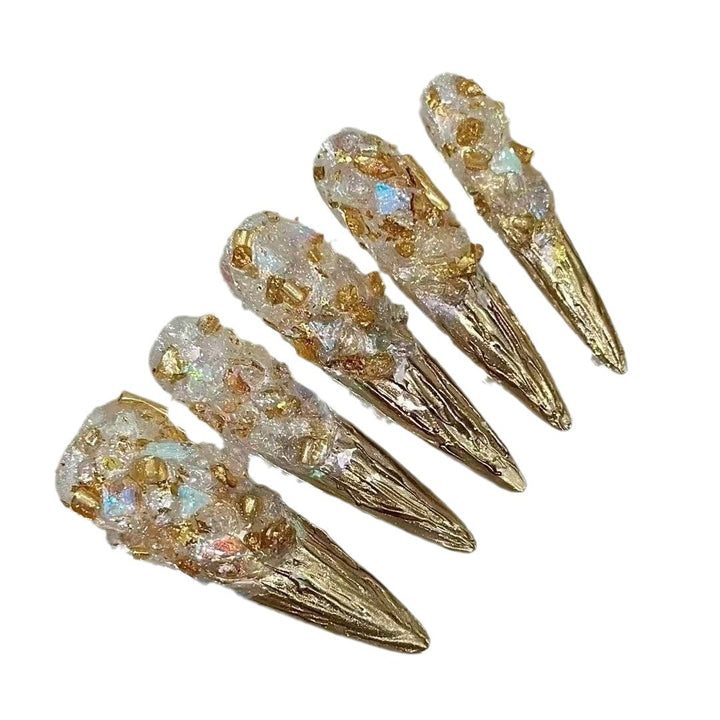 Elegant 3D Gold-Accent Press-On Nail Set Bowlift