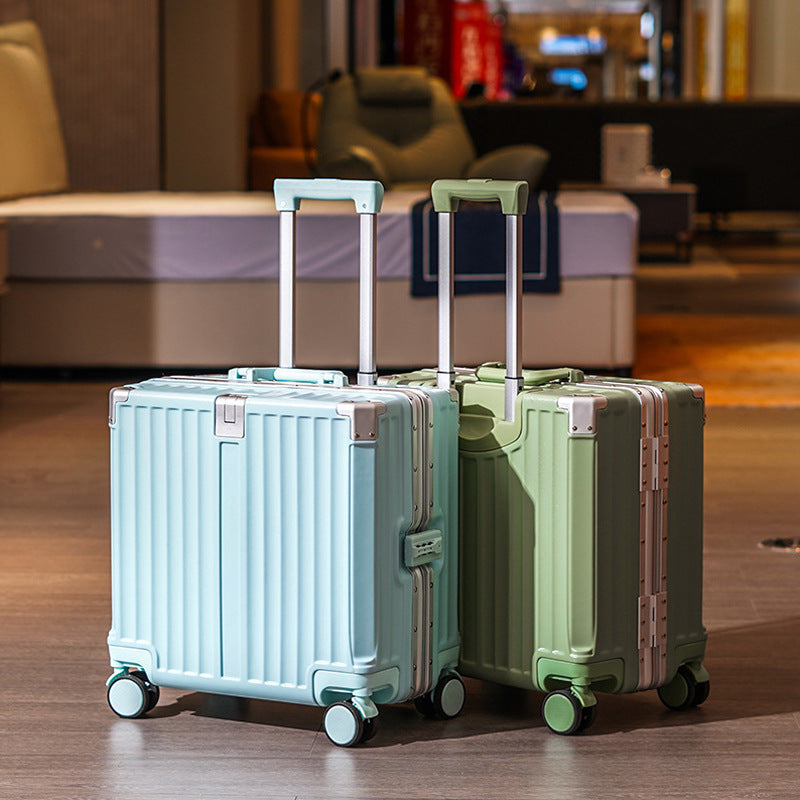 Compact Multi-Directional Rolling Luggage Bowlift