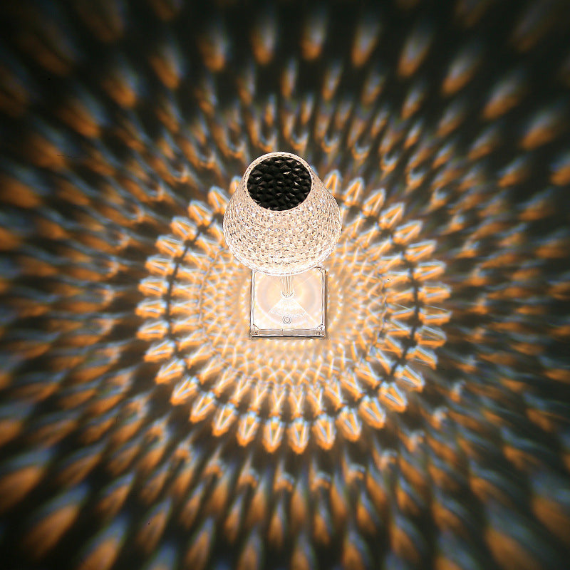 Liesbeth Crystal Lamp – Luxury Table Lamp with USB Charging Function Bowlift