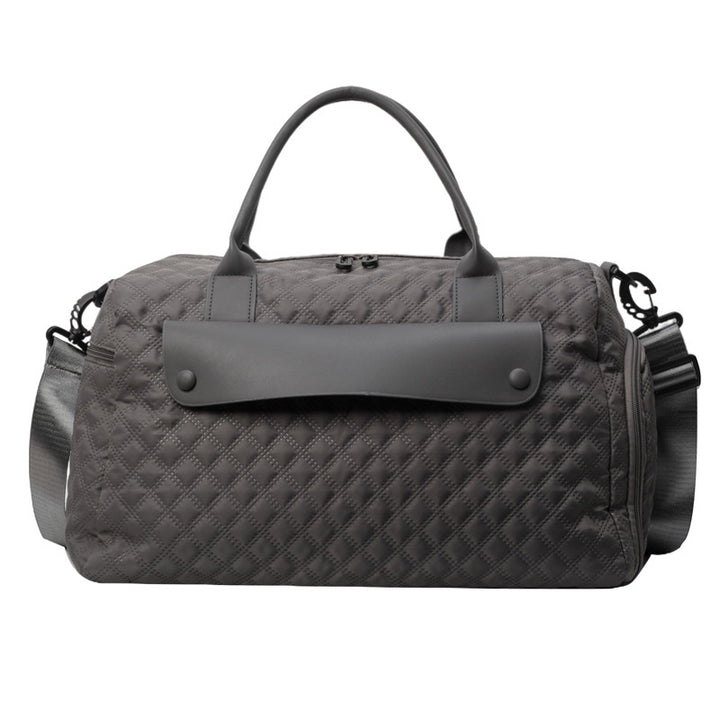 Sporty travel bag with ergonomic carrying system and water-repellent material Bowlift